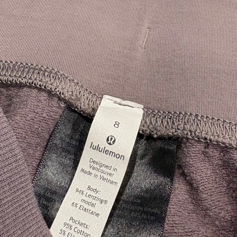 lululemon athletica High Rise Jogger - Picture 2 of 4